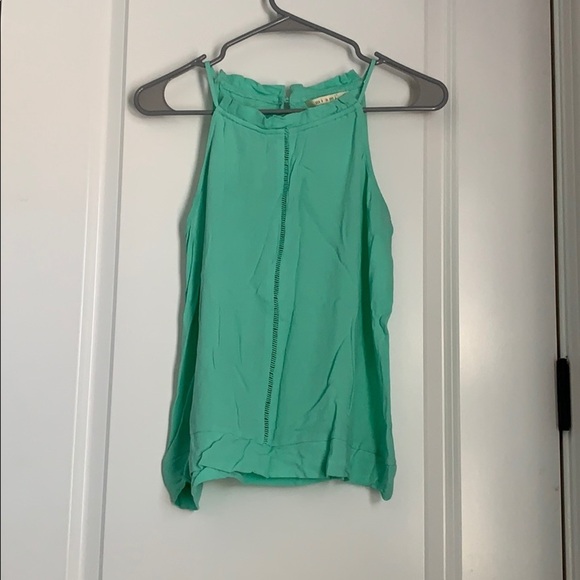 Mint green tank top - Picture 1 of 7